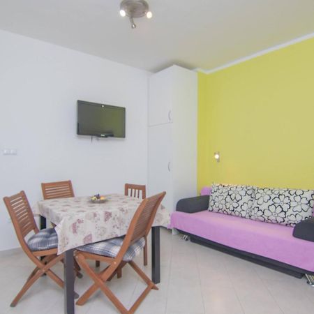 Apartment Kirby Krk Town Luaran gambar